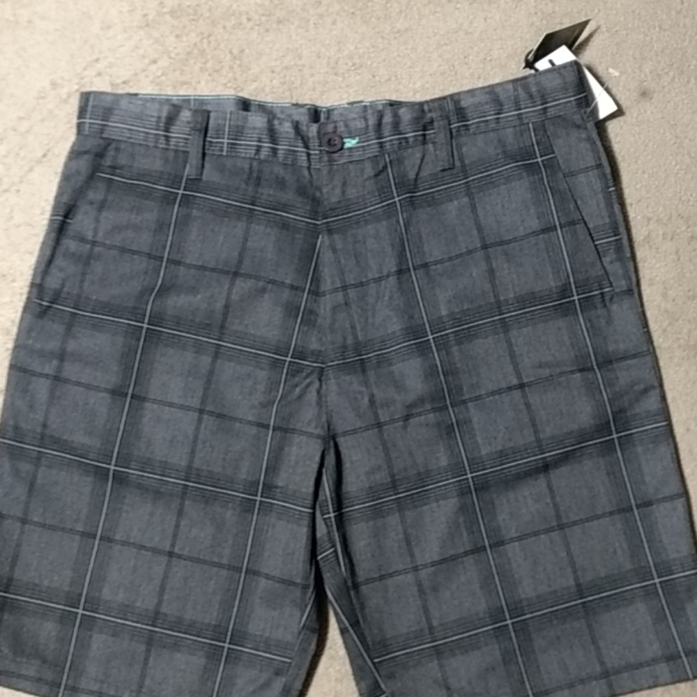NWT BURNSIDE board shorts Sz. 34 NEW